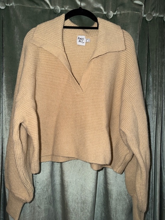 Princess Polly Sweaters - Princess Polly Beige Ribbed V-Neck Sweater